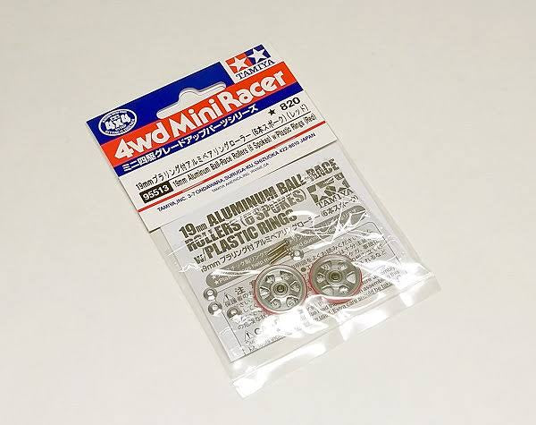 Tamiya 95513 19mm Aluminum Ball-Race Rollers (6 Spokes) w/Plastic Rings (Red)